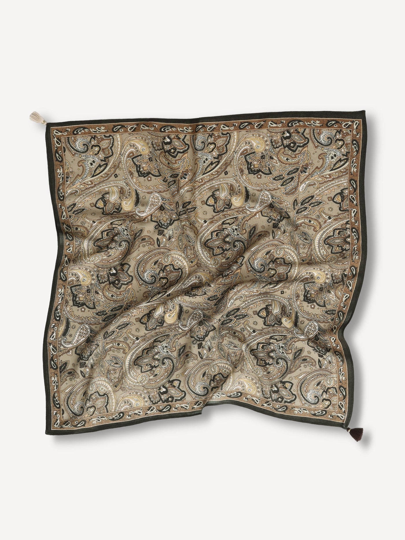 Flavie Scarf