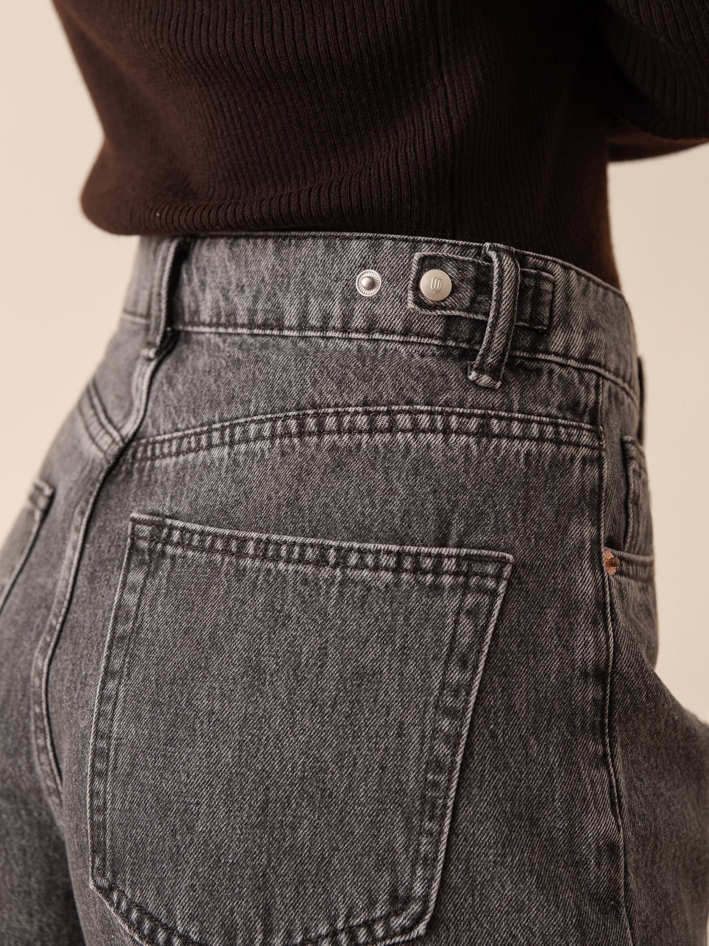 Brune jeans