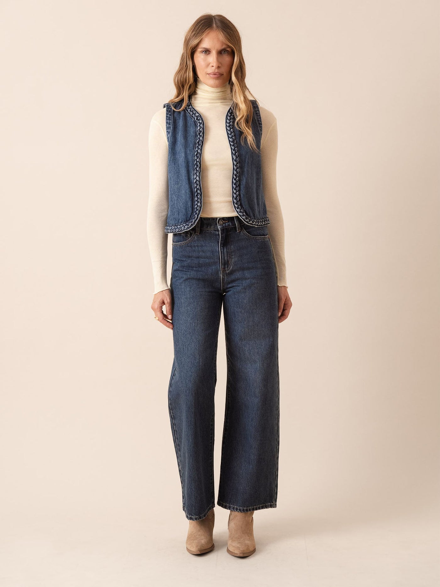 JD707-F_eshop_1