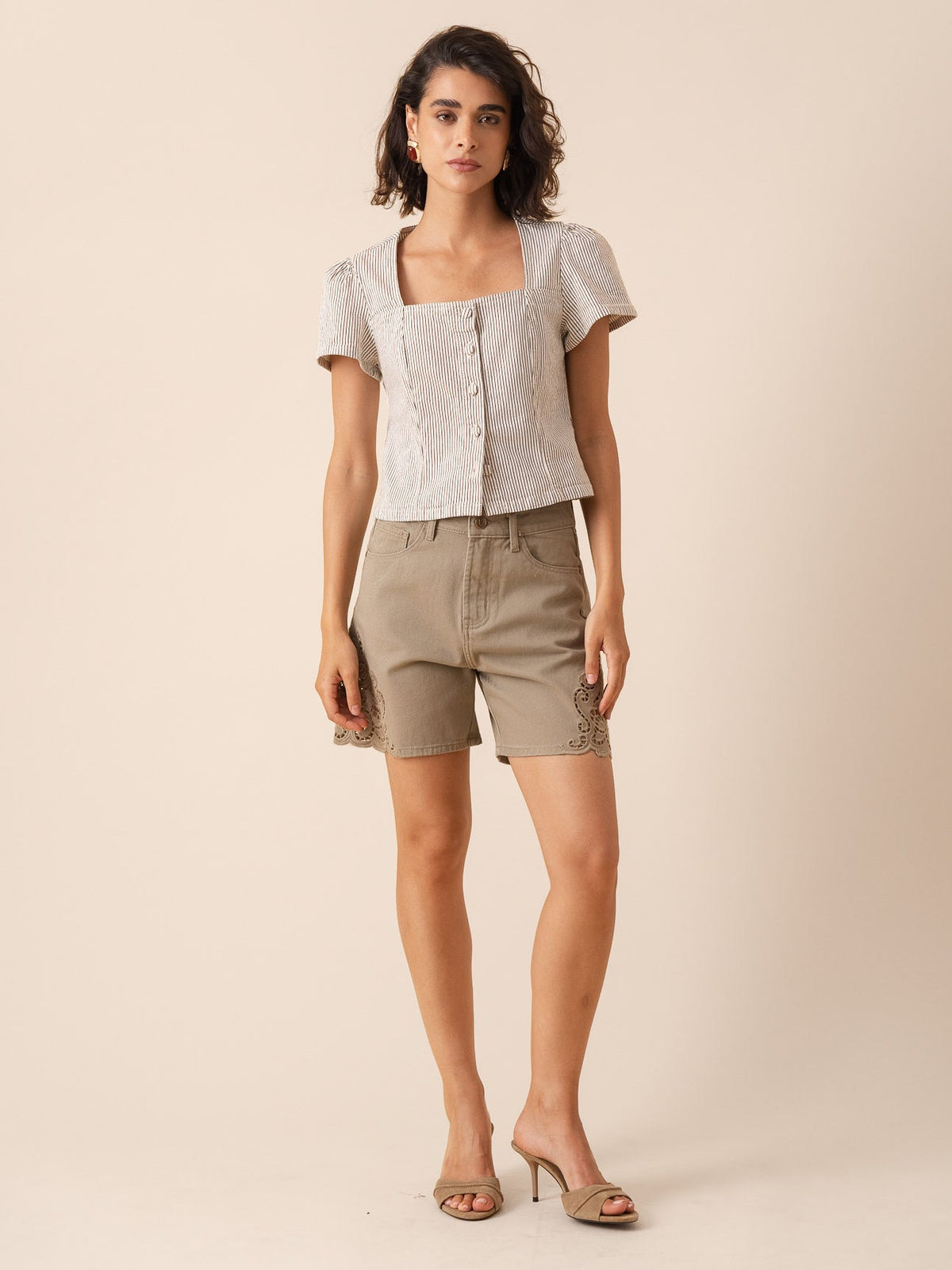 Short Livie