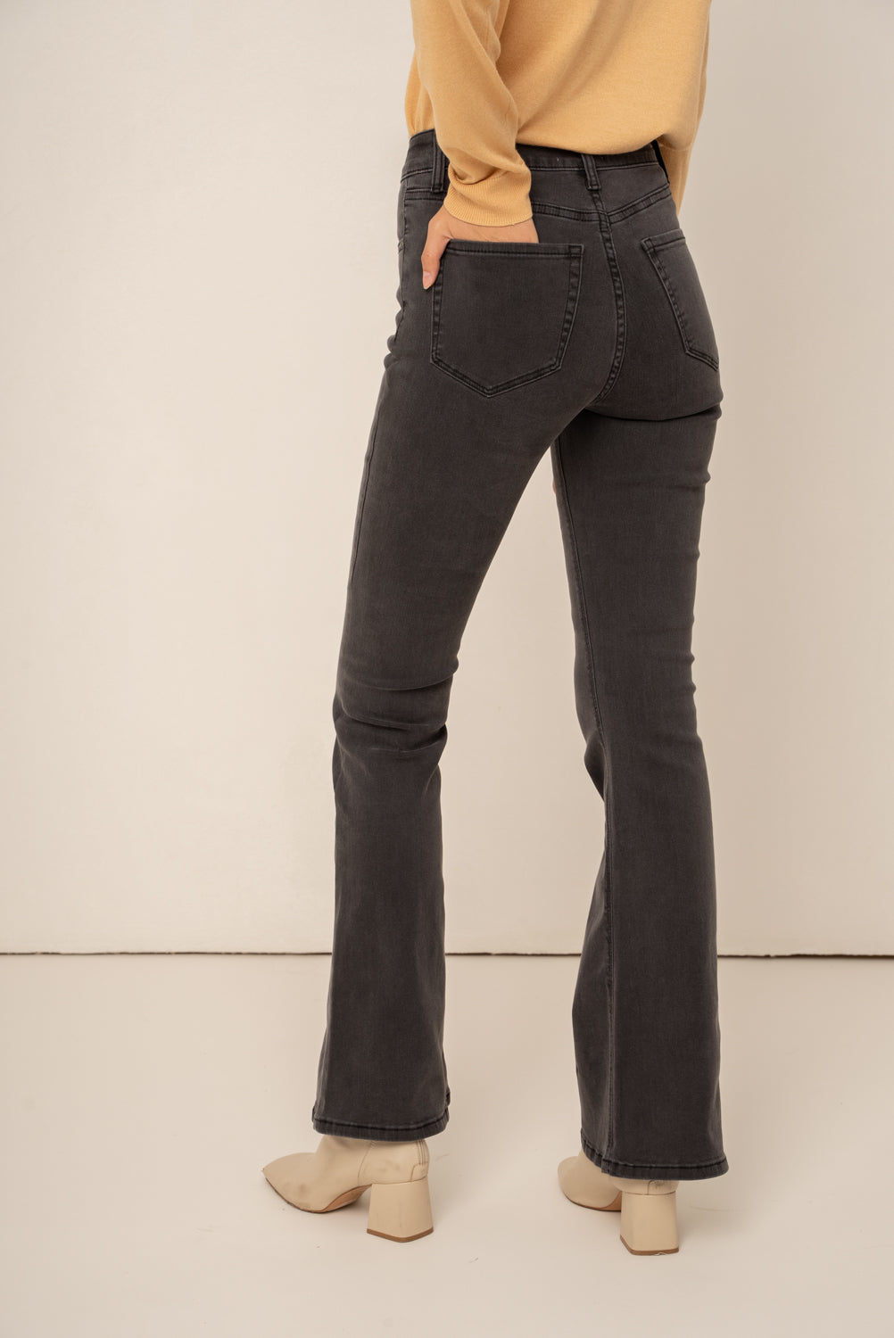 Emma Jeans - Oraije